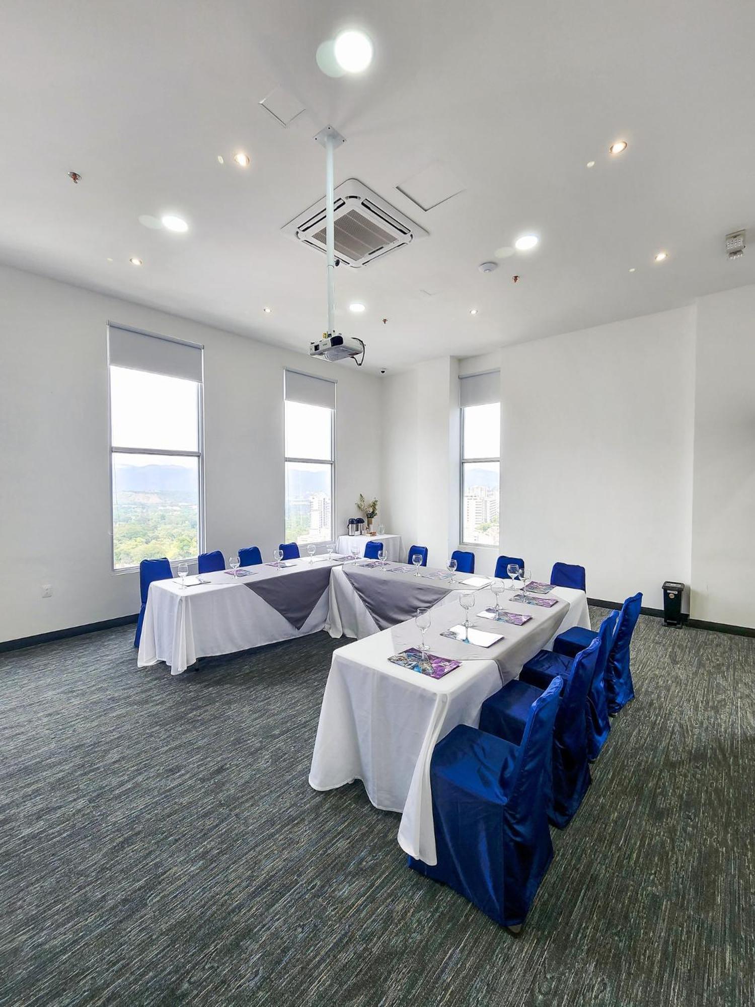 Hotel Roseliere Bucaramanga 佛罗里达布兰卡 外观 照片